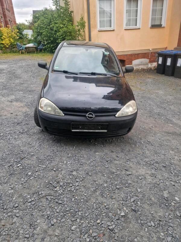 Schwarz Gebraucht 2002 Opel Corsa Coupé | 500 € (Fairer Preis) - Bild 1/4