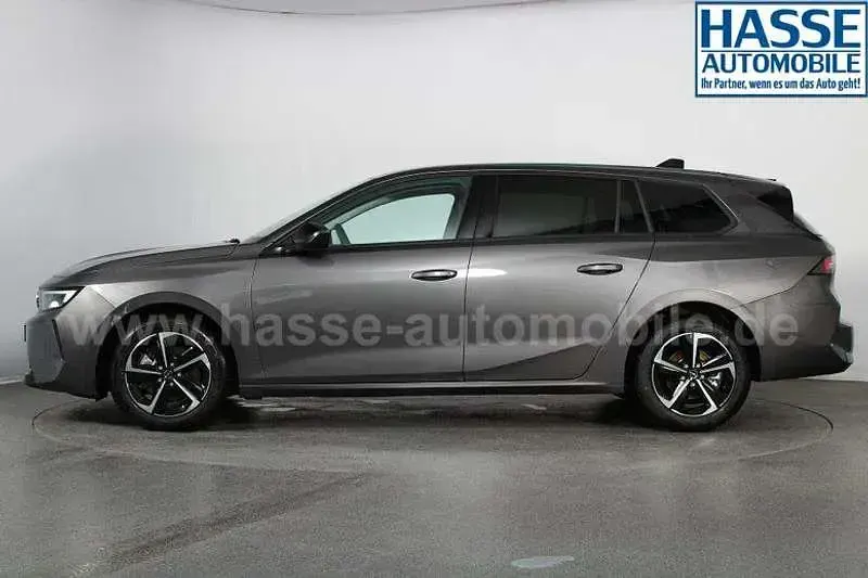 Gebraucht Opel Astra Edition 131 PS (96 kW) 2024 Grau Kombi