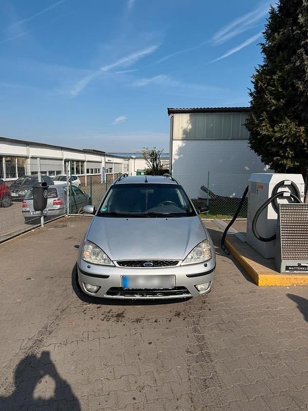 Gebraucht Ford Focus 101 PS (74 kW) 2003 Silber Kombi
