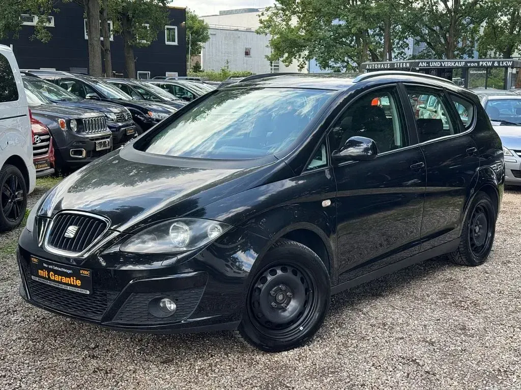 Gebraucht Seat Altea 125 PS (91 kW) 2012 Schwarz SUV
