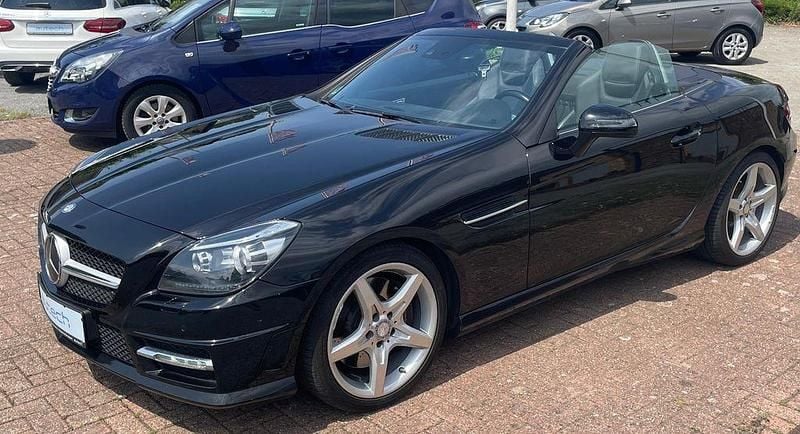 Gebraucht Mercedes SLK250 AMG 204 PS (150 kW) 2014 Schwarz Cabrio
