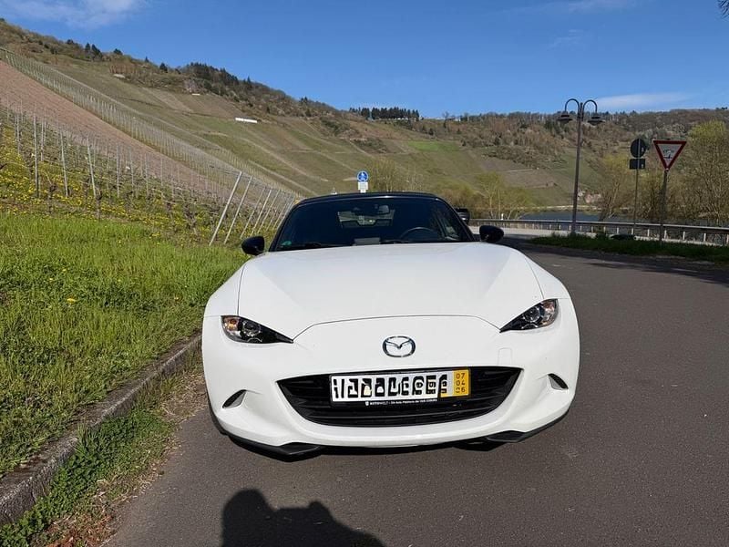 Gebraucht Mazda MX5 Exclusive-Line 131 PS (96 kW) 2018 Weiß Cabrio