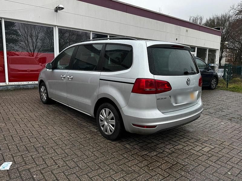 Gebraucht VW Sharan 143 PS (105 kW) 2013 Silber Van / Kleinbus