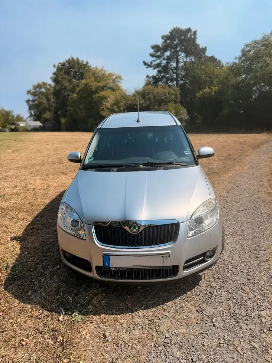 Gebraucht Skoda Roomster 105 PS (77 kW) 2009 Grau Van / Kleinbus