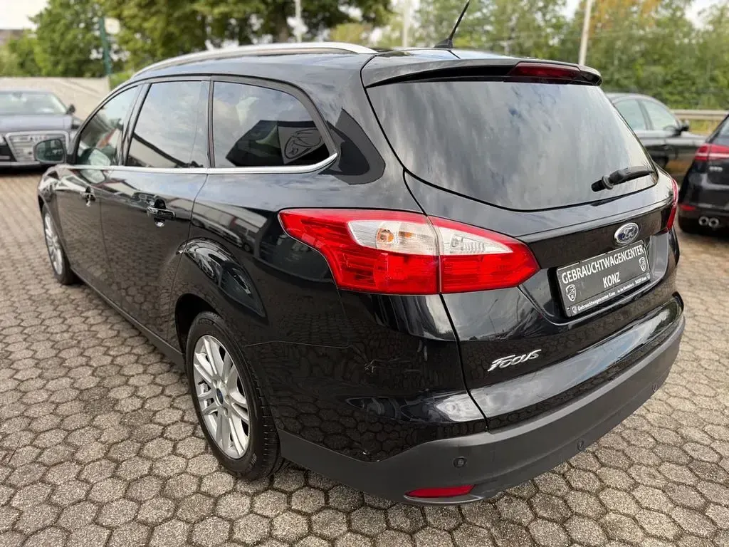 Gebraucht Ford Focus Titanium 140 PS (102 kW) 2014 Schwarz Limousine