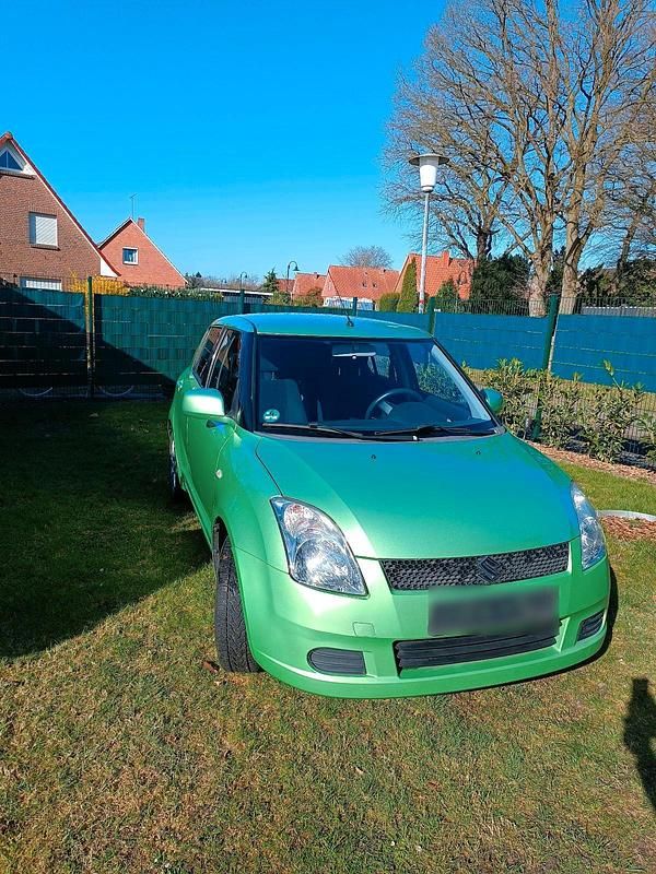 Gebraucht Suzuki Swift 92 PS (67 kW) 2009 Grün Kleinwagen