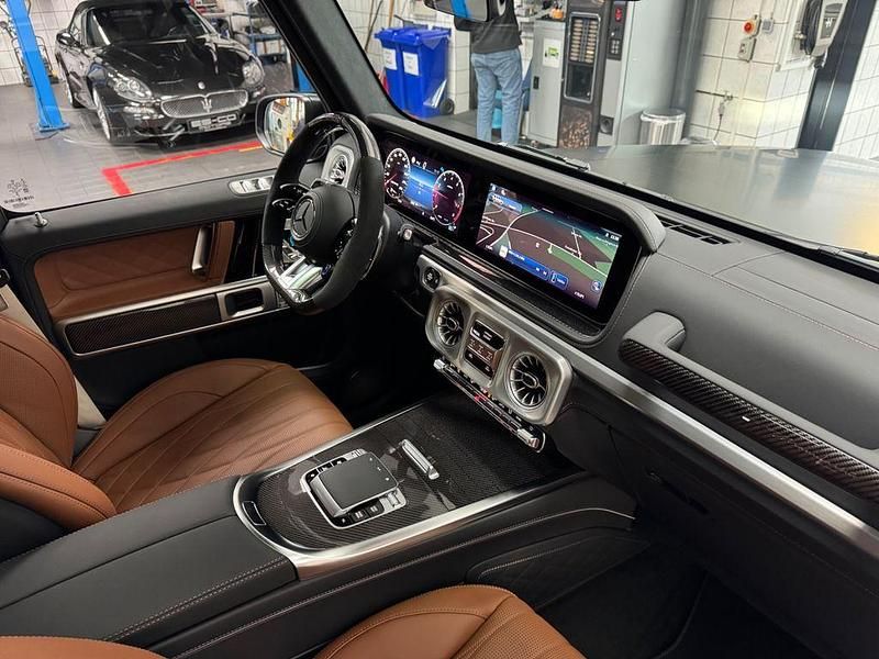 Neu Mercedes G63 AMG AMG 585 PS (430 kW) 2026 Grün SUV