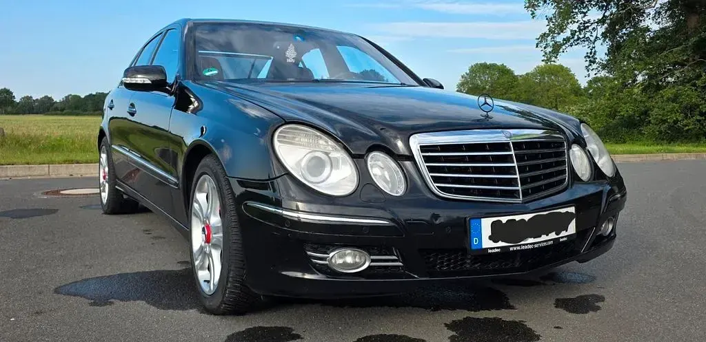 Gebraucht Mercedes E300 Avantgarde 211 PS (155 kW) 2008 Schwarz Limousine
