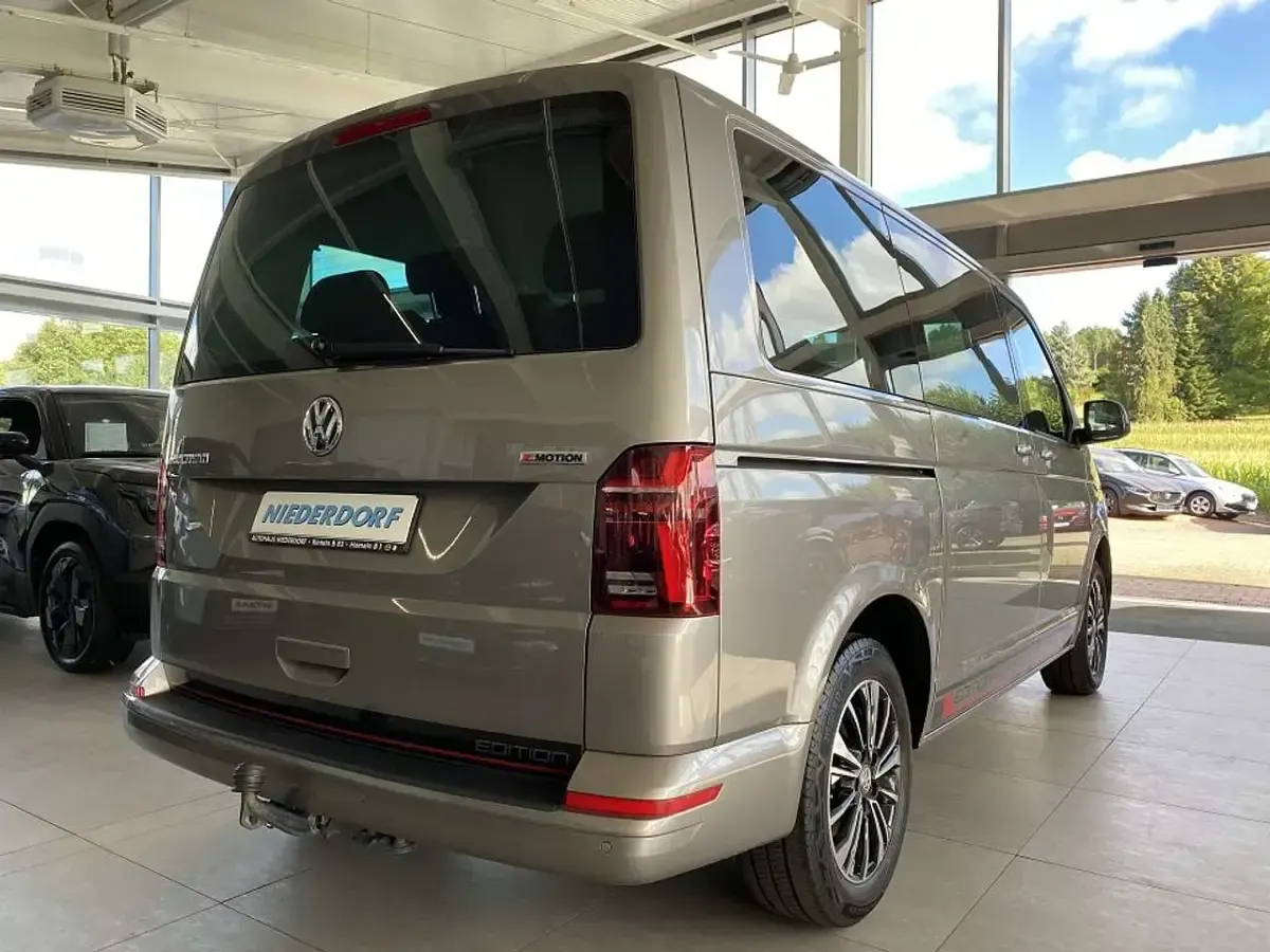 Gebraucht VW Multivan Edition 199 PS (146 kW) 2019 Mojave beige Van / Kleinbus