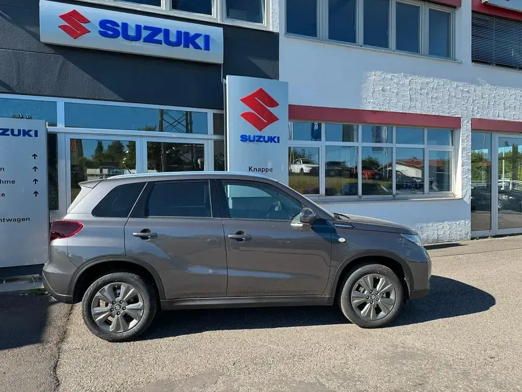 Ny Suzuki Vitara Comfort 110 HK (80 kW) 2026 Grå SUV