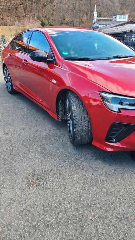 Gebraucht Opel Insignia 230 PS (169 kW) 2021 Rot Limousine