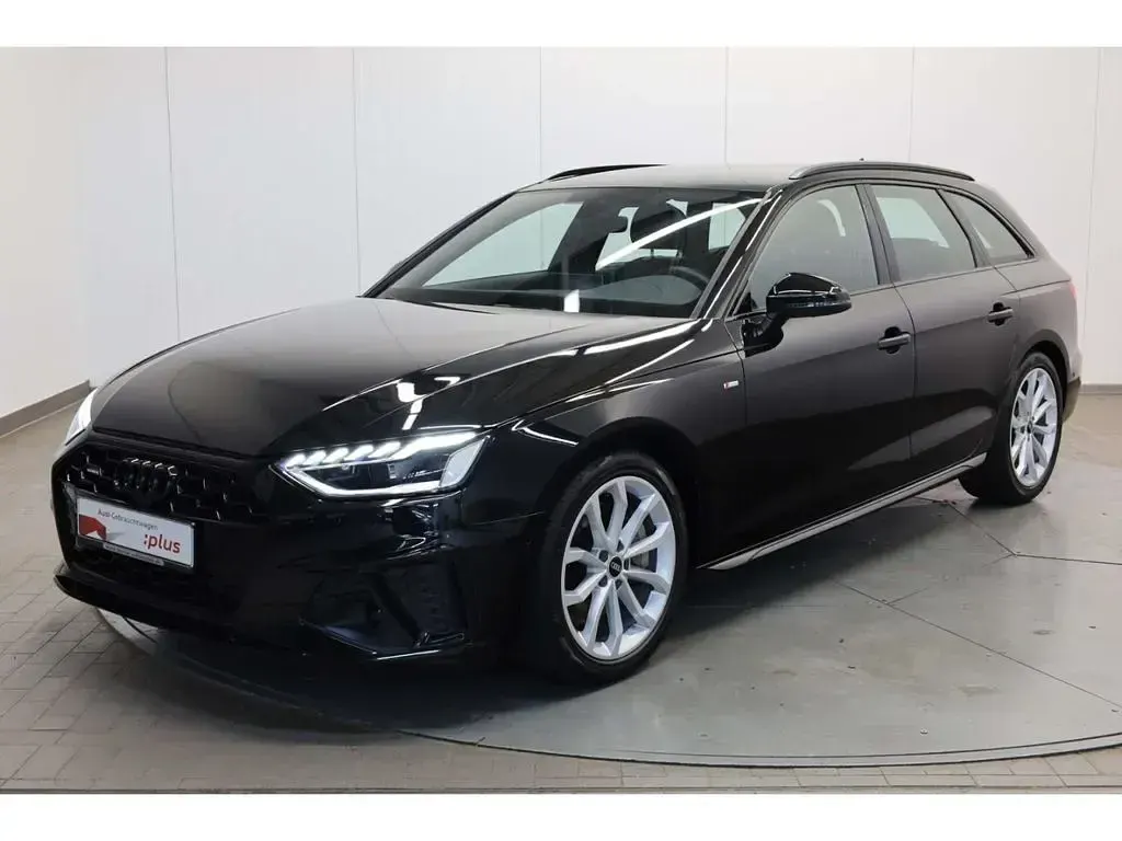 Gebraucht Audi A4 S-Line 265 PS (194 kW) 2023 Schwarz Kombi