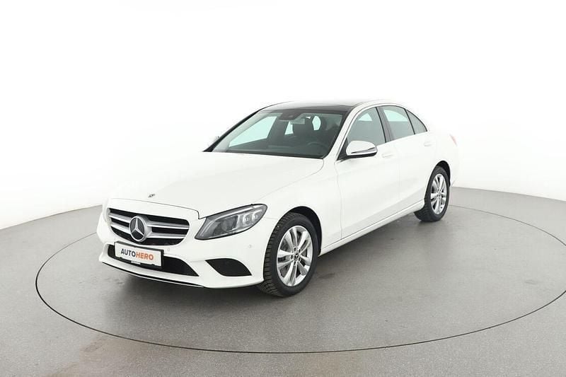Weiß Gebraucht 2019 Mercedes C400 Avantgarde Limousine | 30.630 € (Guter Preis) - Bild 1/3