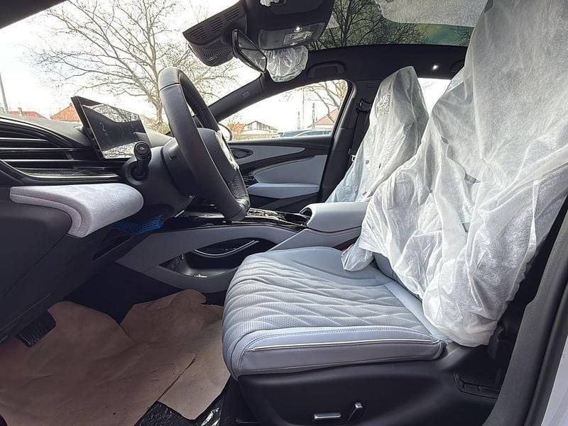 Neu BYD Seal Comfort 169 kW (231 PS) 2025 Weiß Limousine