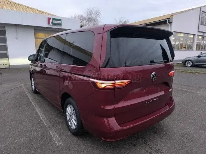 Neu VW T7 Life 150 PS (110 kW) 2026 Rot Van