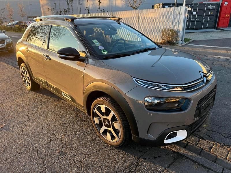 Beige Gebraucht 2019 Citroën C4 Shine Limousine | 6.500 € (Fairer Preis) - Bild 1/4