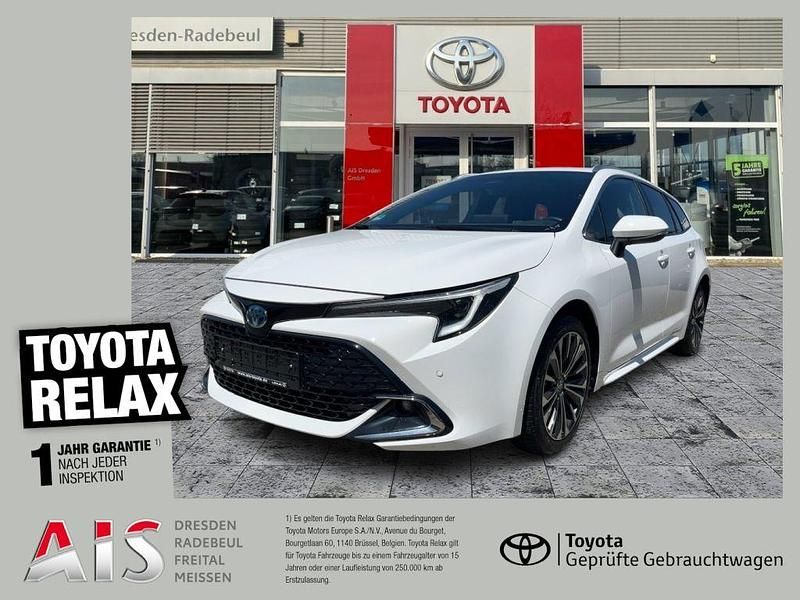 Super white 2 Gebraucht 2024 Toyota Corolla Team Kombi | 26.590 € (Fairer Preis) - Bild 1/3
