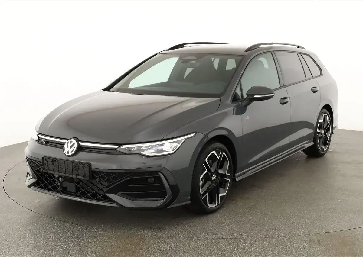 Gebraucht VW Golf VIII R-line 204 PS (150 kW) 2026 Kombi
