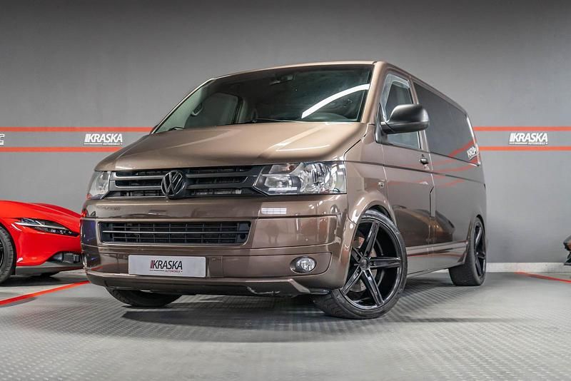 Gebraucht VW T5 2012 Toffeebraun metallic Van