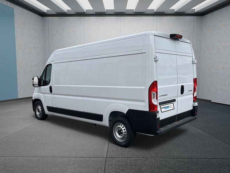 Weiß Gebraucht 2024 Citroën Jumper Van / Kleinbus | 34.949 € (Fairer Preis) - Bild 1/4