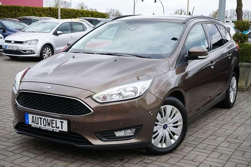 Gebraucht Ford Focus Business Edition 125 PS (91 kW) 2017 Braun Kombi