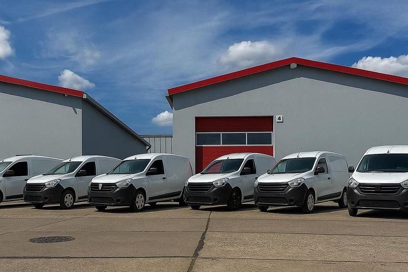 Weiß Gebraucht 2021 Dacia Dokker Express Essentiel Van | 5.390 € (Fairer Preis) - Bild 1/4