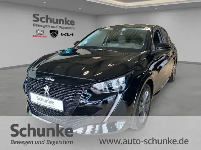 Gebraucht Peugeot e-208 Allure 100 kW (136 PS) 2023 Kleinwagen