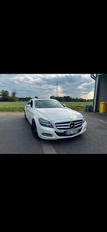 Gebraucht Mercedes CLS350 265 PS (194 kW) 2013 Weiß Coupé