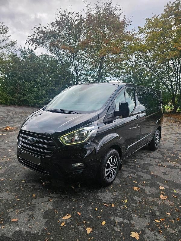 Schwarz Gebraucht 2019 Ford Transit Custom Van / Kleinbus | 9.999 € (Superpreis) - Bild 1/4