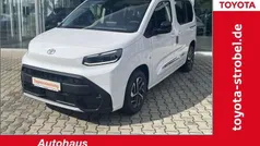 Ice white Neu 2024 Toyota Proace Verso City Kombi | 27.680 € (Superpreis)