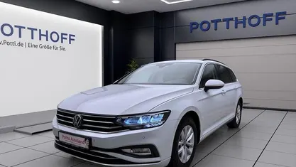 Gebraucht VW Passat Business 150 PS (110 kW) 2023 Kombi