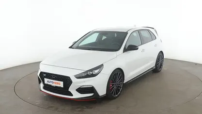Weiß Gebraucht 2019 Hyundai i30 N Performance Limousine | 20.000 € (Guter Preis)
