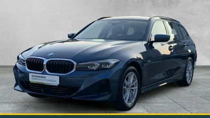 Gebraucht BMW 318 Sport Line 156 PS (114 kW) 2024 Blau Kombi
