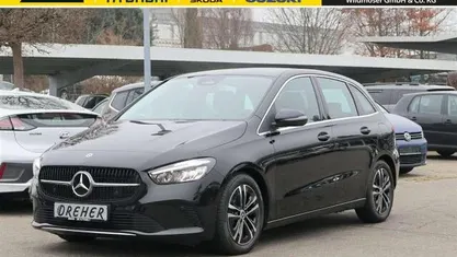 Gebraucht 2023 Mercedes B200 Advanced Plus Van / Kleinbus | 31.990 € (Fairer Preis)