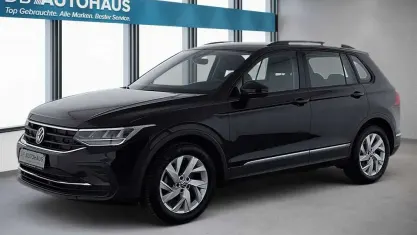 Gebraucht VW Tiguan Life 131 PS (96 kW) 2024 Schwarz SUV