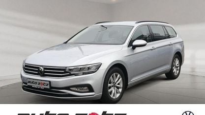 Gebraucht VW Passat Business 150 PS (110 kW) 2023 Silber Kombi