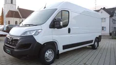 Eis weis Gebraucht 2022 Opel Movano Edition Van | 31.900 € (Teuer)