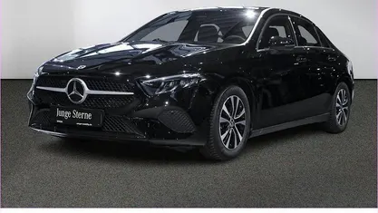 Gebraucht 2024 Mercedes A180 Limousine | 28.790 € (Fairer Preis)