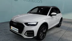 Weiß Gebraucht 2023 Audi Q5 Ambiente SUV | 42.225 € (Fairer Preis)