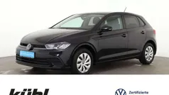 Deep black perleffekt Gebraucht 2024 VW Polo Life Limousine | 20.780 € (Fairer Preis)