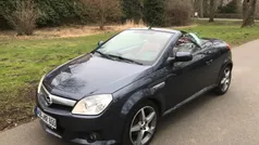 Grau Gebraucht 2005 Opel Tigra Sport Cabrio | 1.600 € (Fairer Preis)