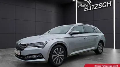 Brilliantsilber metallic Gebraucht 2022 Skoda Superb Style Kombi | 27.450 € (Fairer Preis)