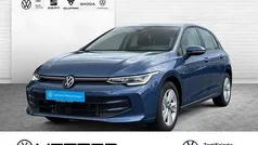 Gebraucht 2024 VW Golf VIII Life Limousine | 23.899 € (Fairer Preis)