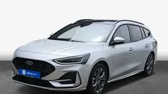 Silber Gebraucht 2023 Ford Focus ST-Line Kombi | 22.940 € (Superpreis)