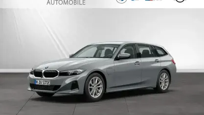 Używany BMW 330e M Sport 292 KM (214 kW) 2024 Szary Kombi