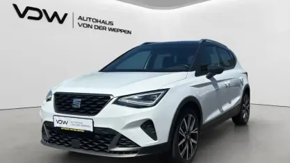Gebraucht Seat Arona FR 150 PS (110 kW) 2023 Weiß SUV