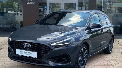 Gebraucht Hyundai i30 Advantage 101 PS (74 kW) 2025 Ecotronic gray Kombi