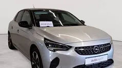 Kristall silber met./dach diamant schwarz met. Gebraucht 2022 Opel Corsa-e Elegance Kleinwagen | 16.390 € (Fairer Preis)