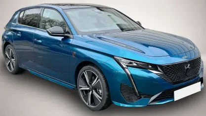 Neu Peugeot 308 GT 145 PS (106 kW) 2025 Blau Limousine
