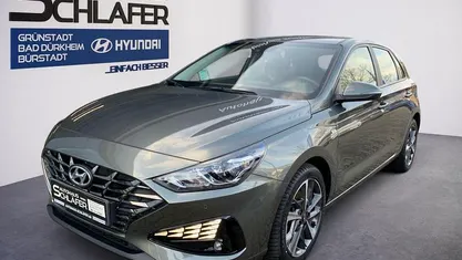 Gebraucht 2023 Hyundai i30 Trend Limousine | 21.980 € (Fairer Preis)